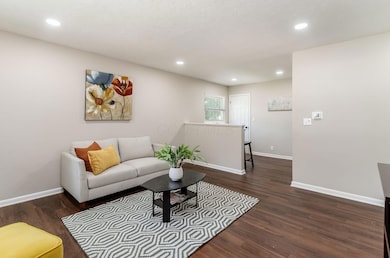 2283 Ward Rd, Columbus, OH 43224 - photo 2