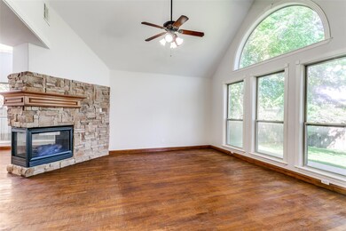 7908 Country Meadow Dr, North Richland Hills, TX 76182 - photo 7