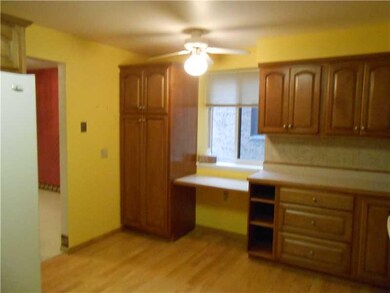 708 Alta Vita Dr, Greensburg, PA 15601 - photo 6