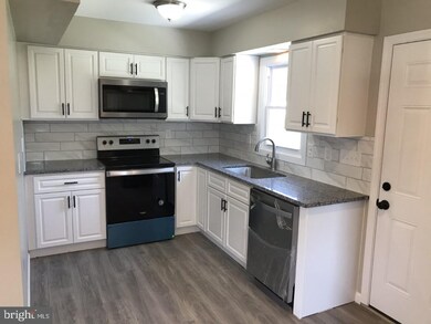 641 Lincoln St, Shoemakersville, PA 19555 - photo 4