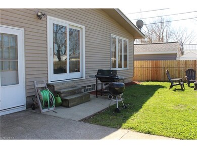 5545 E Lake Rd, Sheffield Lake, OH 44054 - photo 5