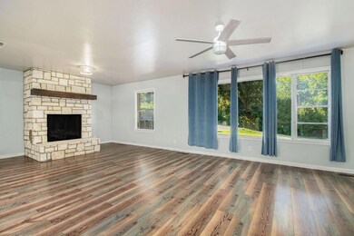 607 W Couts St, Weatherford, TX 76086 - photo 7