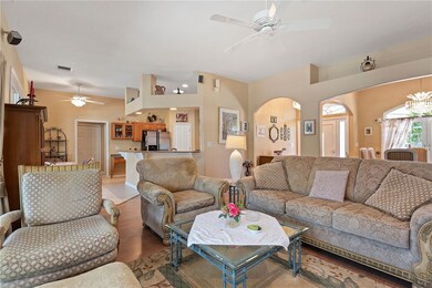 1014 Ventana Dr, Ruskin, FL 33573 - photo 5