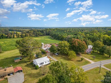 447 Barry Oak Rd, Statesville, NC 28625 - photo 6