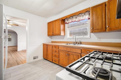 127 E Oakside St, South Bend, IN 46614 - photo 7