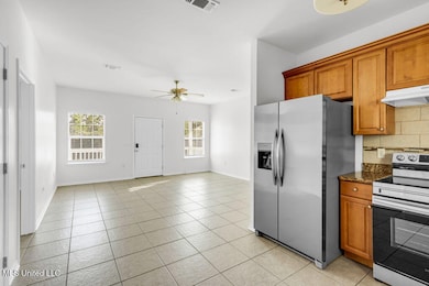Kitchen and living room