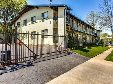 5722 Gaston Ave unit G, Dallas, TX 75214 - photo 2