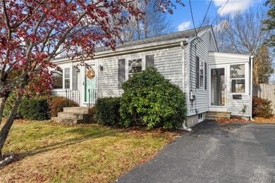 69 Parkway Ave, Cranston, RI 02905 - photo 2
