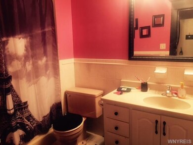 Bathroom Updated and attractive bathrooms