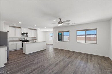 2690 Predator Place, Las Vegas, NV 89156 - photo 3