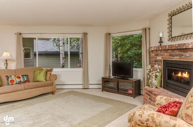 7317 Hennings Way Anchorage AK-large-007