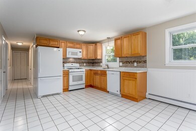 36 Wedgewood Rd, Worcester, MA 01602 - photo 4