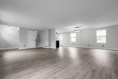 4940 Brewster Dr, Columbus, OH 43232 - photo 4