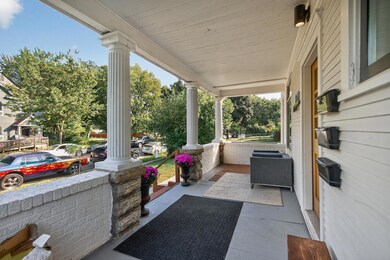 2323 Dupont Ave N, Minneapolis, MN 55411 - photo 5