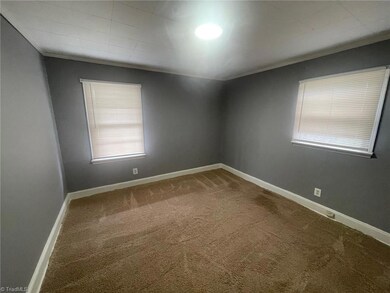 222 Holderby St, Reidsville, NC 27320 - photo 7