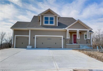 1903 Red Bud Ct, Raymore, MO 64083 - photo 5