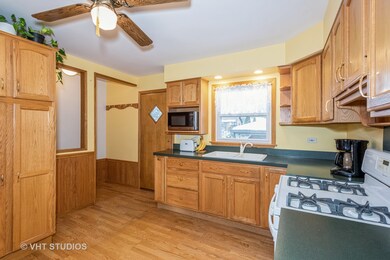 123 N Pierce Ave, Wheaton, IL 60187 - photo 5
