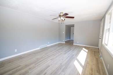 1505 Eisenhower Dr, La Porte, IN 46350 - photo 5