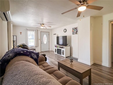 632 N Sandy Hook Rd, Paoli, IN 47454 - photo 7