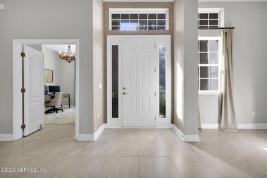 Light & bright entryway