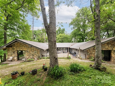 117 Icenhower Rd, Leicester, NC 28748 - photo 2