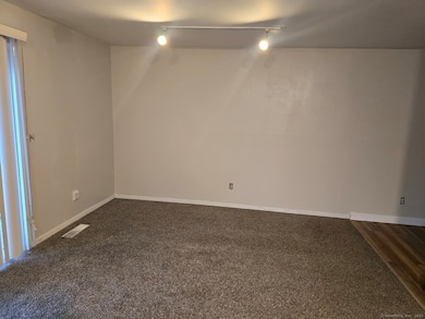 30 Glenview Dr unit 30, Cromwell, CT 06416 - photo 3