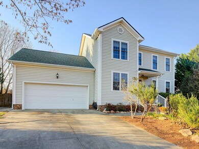 108 Grassy Ridge Ct, Apex, NC 27502 - photo 2