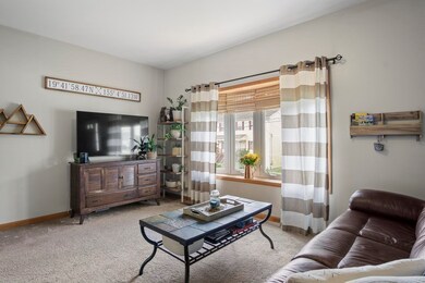 14 Arrowsic St, Worcester, MA 01606 - photo 3