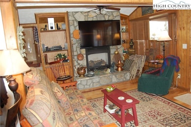 14 Briar Rd, Newland, NC 28657 - photo 4