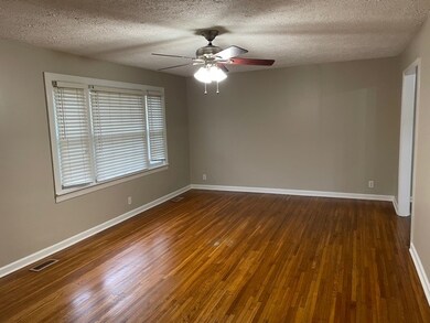 611 Henley St, Manchester, TN 37355 - photo 5