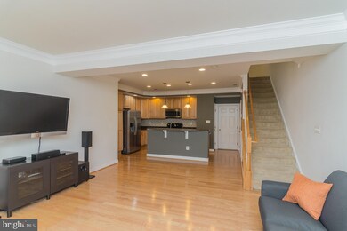 633 Kingfisher Ave, Gaithersburg, MD 20877 - photo 5