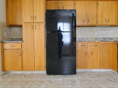 314 Chatham Cir unit 314, Warwick, RI 02886 - photo 7