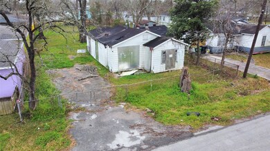 4330 Tampico St, Houston, TX 77016 - photo 2