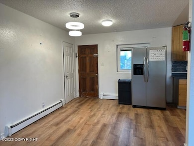 416 Price dining room exterior door