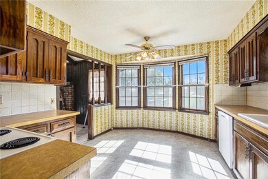 12603 W 58th Terrace, Shawnee, KS 66216 - photo 7