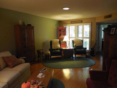 17639 N 102nd Dr, Sun City, AZ 85373 - photo 5