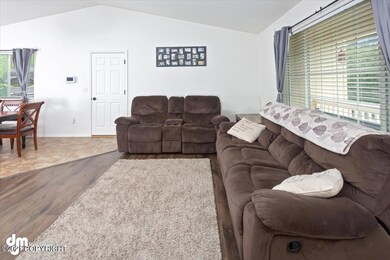 07-Living Room_DMD_6046
