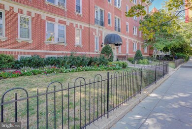 Cavanaugh Courts unit 206, Washington, DC 20036 - photo 5