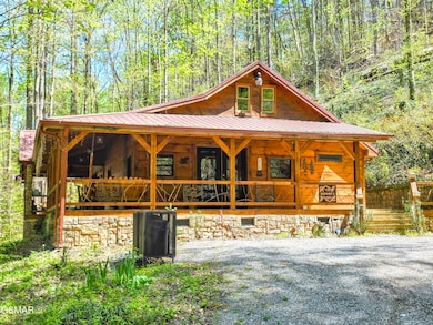 8540 Towns End Ln, Townsend, TN 37882 - photo 2