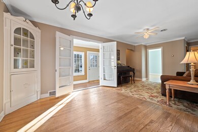 1078 Walter Ave, Des Plaines, IL 60016 - photo 7