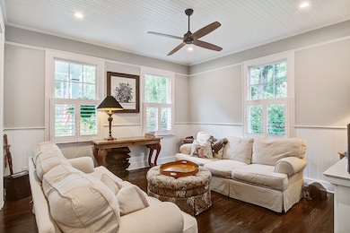 213 S Laurel St, Summerville, SC 29483 - photo 4