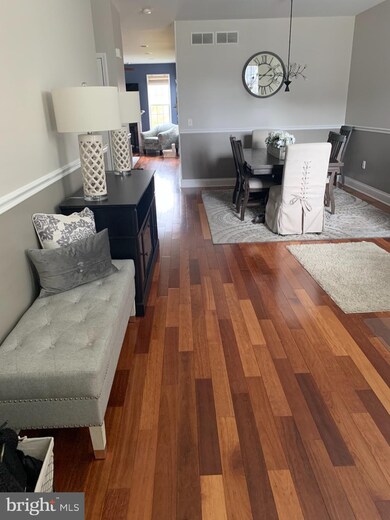 305 Chancellor Dr, Woodbury, NJ 08096 - photo 2