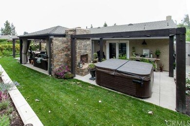 13000+ square foot lot allows for space for everyt