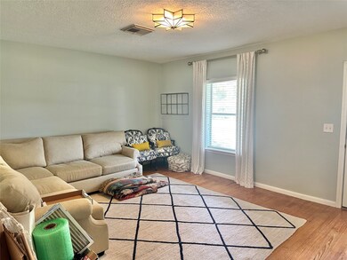 612 Hospital St, Tomball, TX 77375 - photo 7