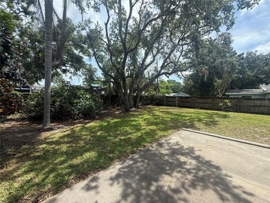 3135 Alta Vista St, Sarasota, FL 34237 - photo 5