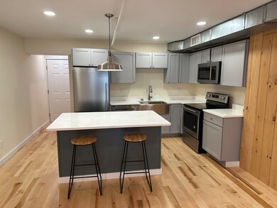 31 Center St unit Apartment 2, Rutland, VT 05701 - photo 7