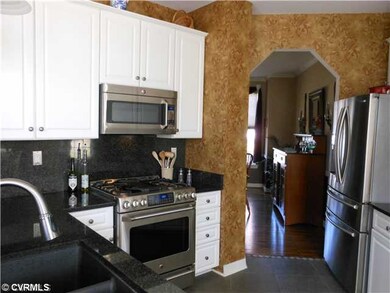 Cafeteria/Kitchen - Gourmet kitchen with granite c