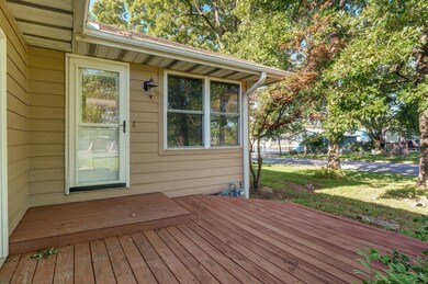 104 E South St-4