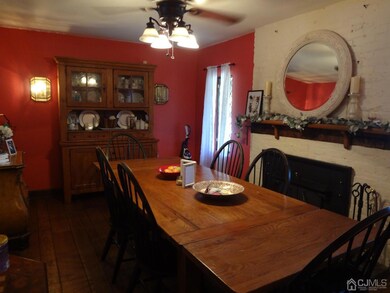 257 Maple Ave, Dunellen, NJ 08812 - photo 5