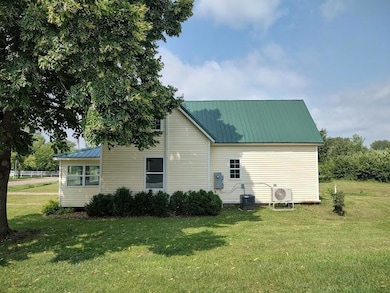 201 W Anderson St, Modale, IA 51556 - photo 4